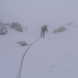 iniciación alpinismo invernal. pack fin de semana