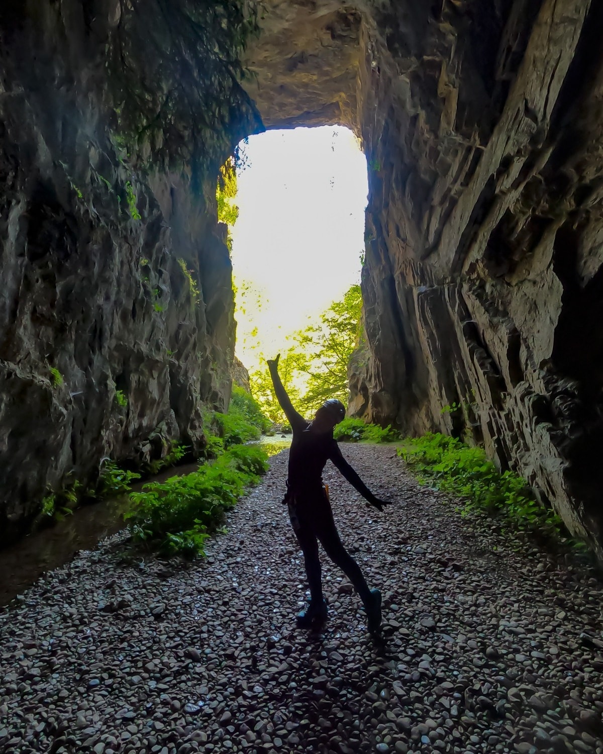 espeleobarranquismo en león. san isidro